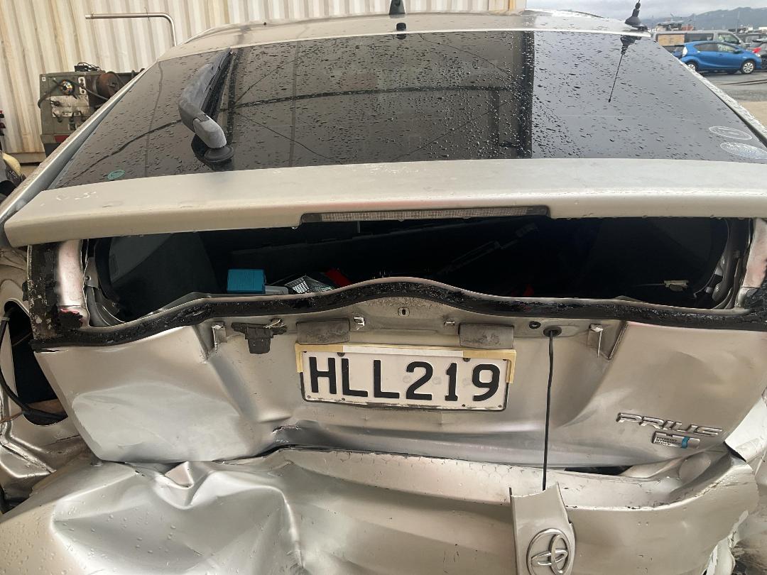 Photo '17' of Toyota Prius