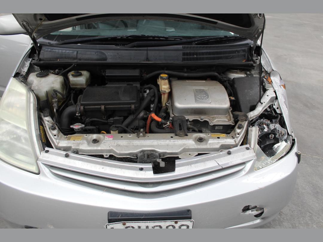 Photo '13' of Toyota Prius