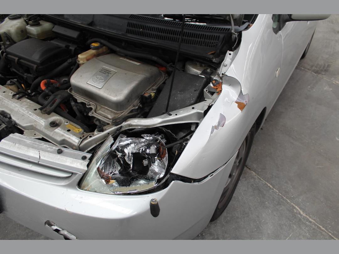 Photo '14' of Toyota Prius