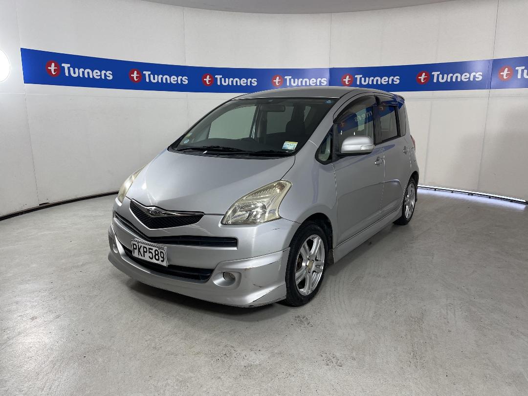 Photo '4' of Toyota Ractis Photo '4' of Toyota Ractis