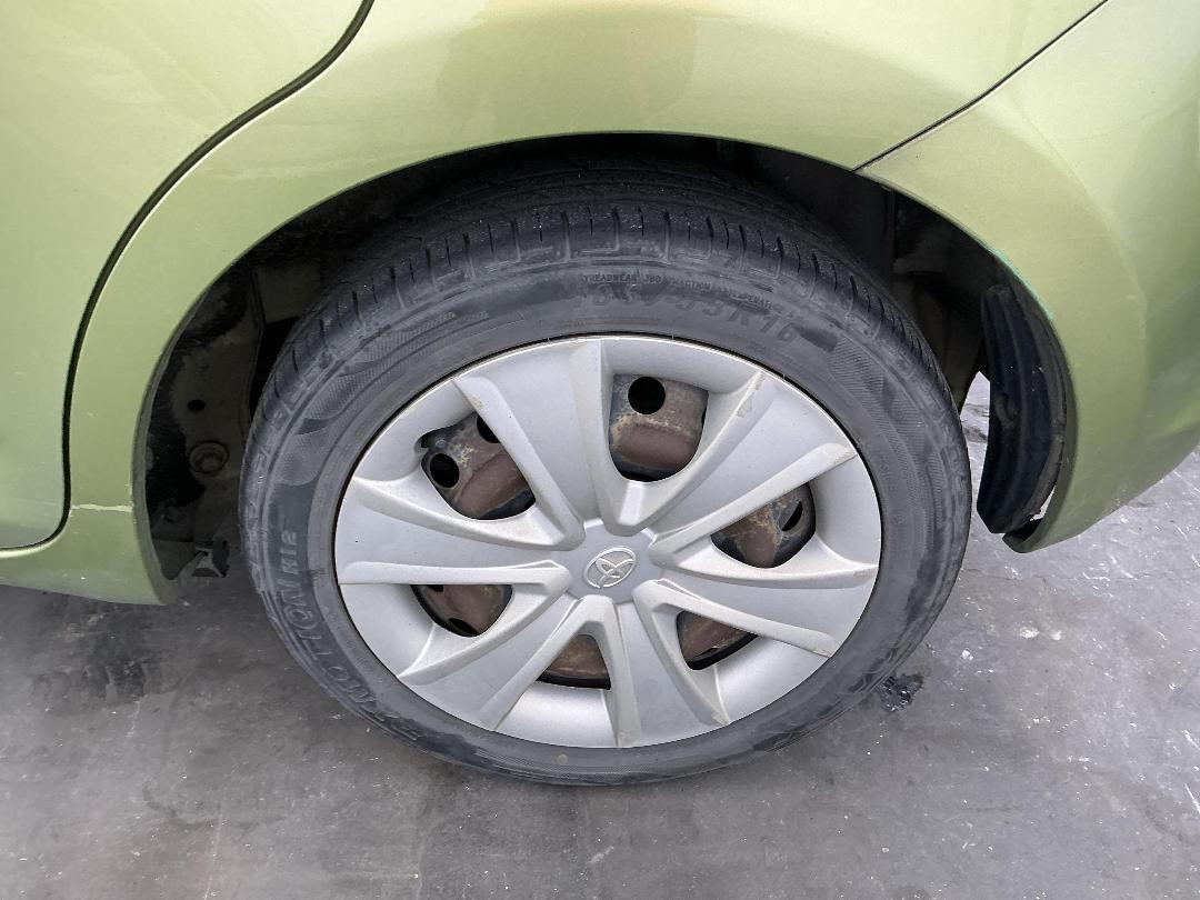 Photo '16' of Toyota Ractis Photo '16' of Toyota Ractis