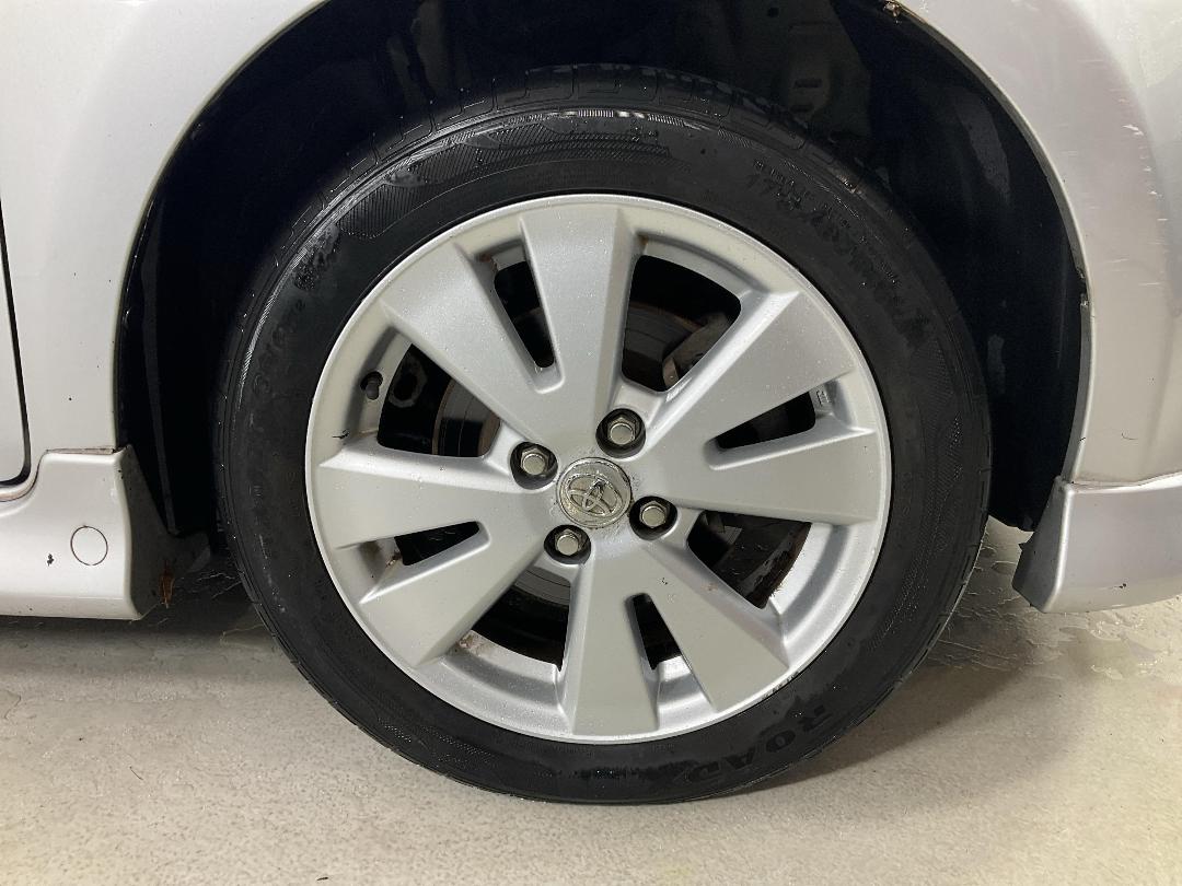 Photo '9' of Toyota Ractis Photo '9' of Toyota Ractis