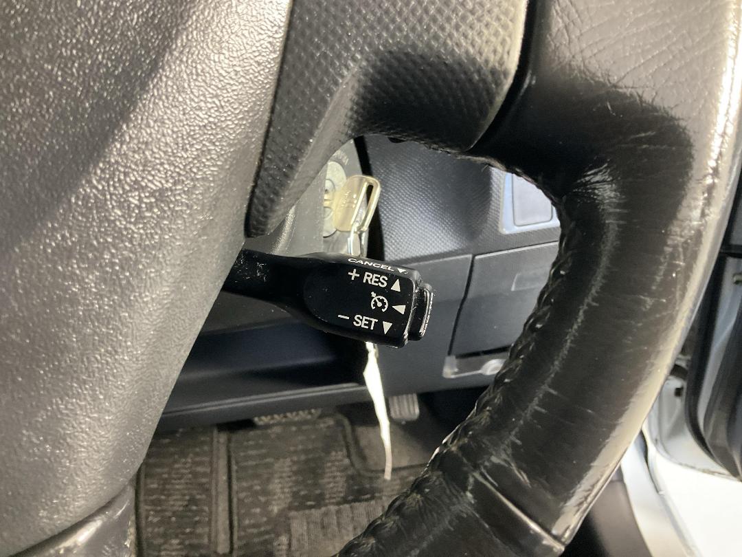 Photo '28' of Toyota Ractis Photo '28' of Toyota Ractis