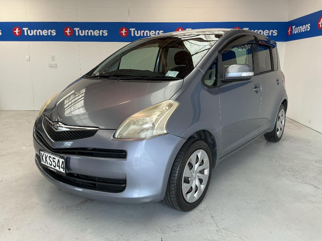 Photo '4' of Toyota Ractis Photo '4' of Toyota Ractis