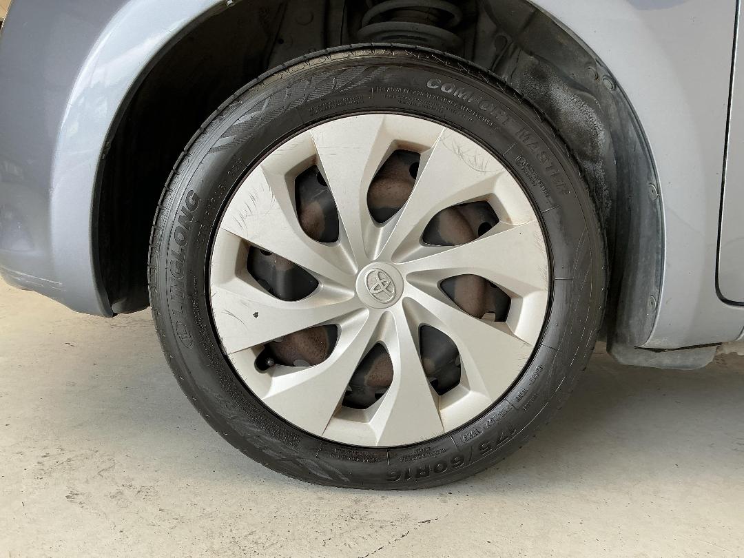 Photo '10' of Toyota Ractis Photo '10' of Toyota Ractis