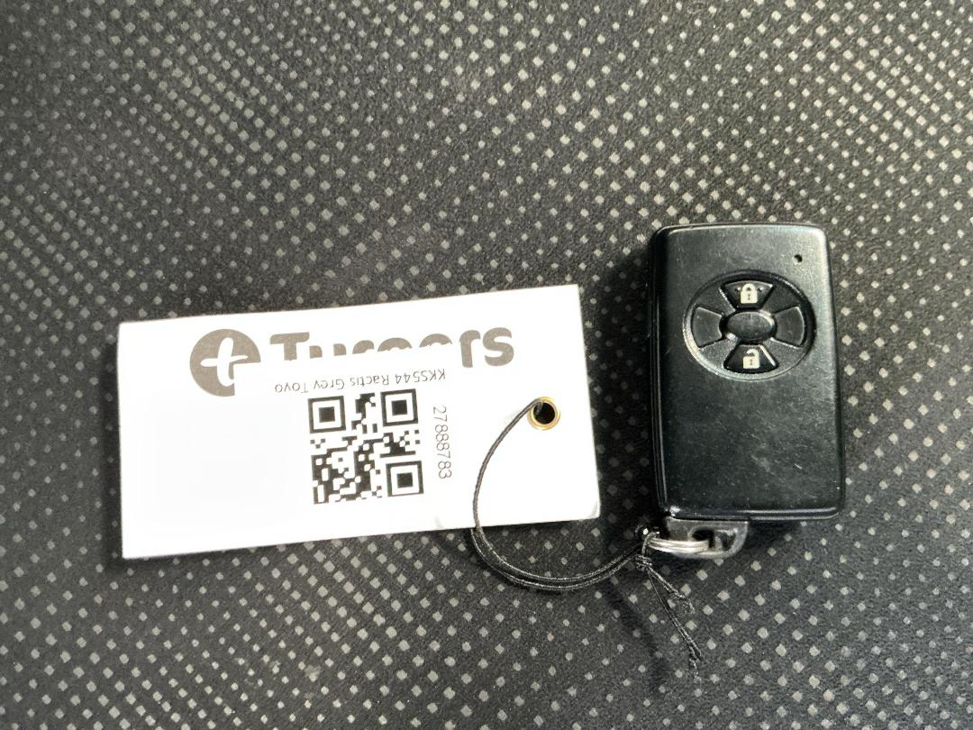 Photo '22' of Toyota Ractis Photo '22' of Toyota Ractis