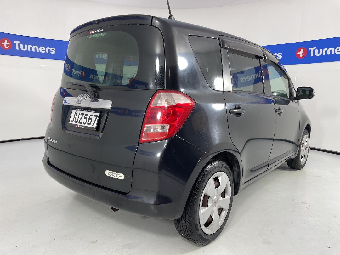 Photo '7' of Toyota Ractis