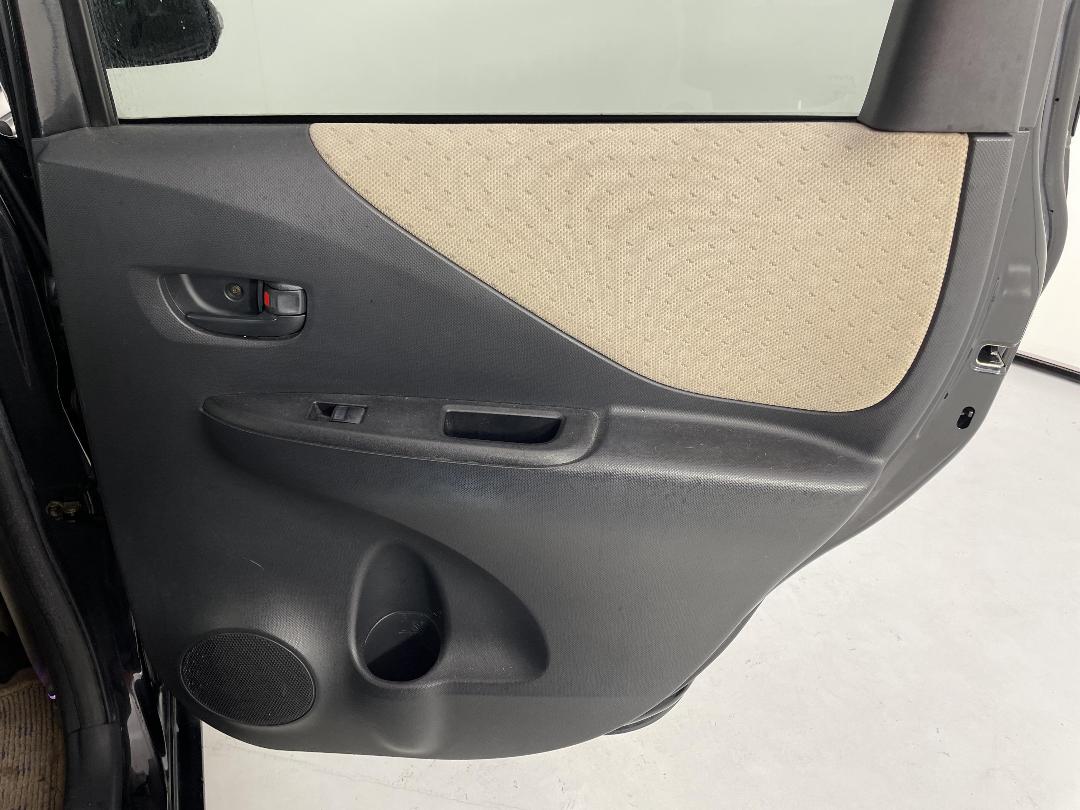 Photo '19' of Toyota Ractis