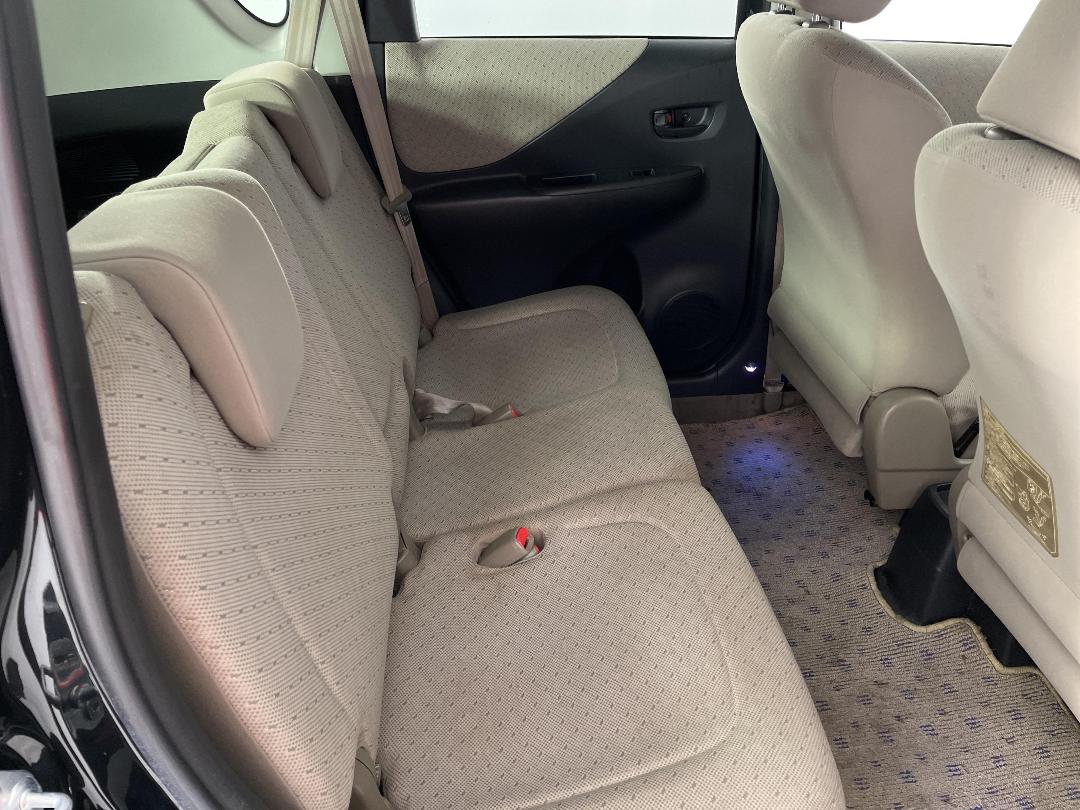 Photo '20' of Toyota Ractis