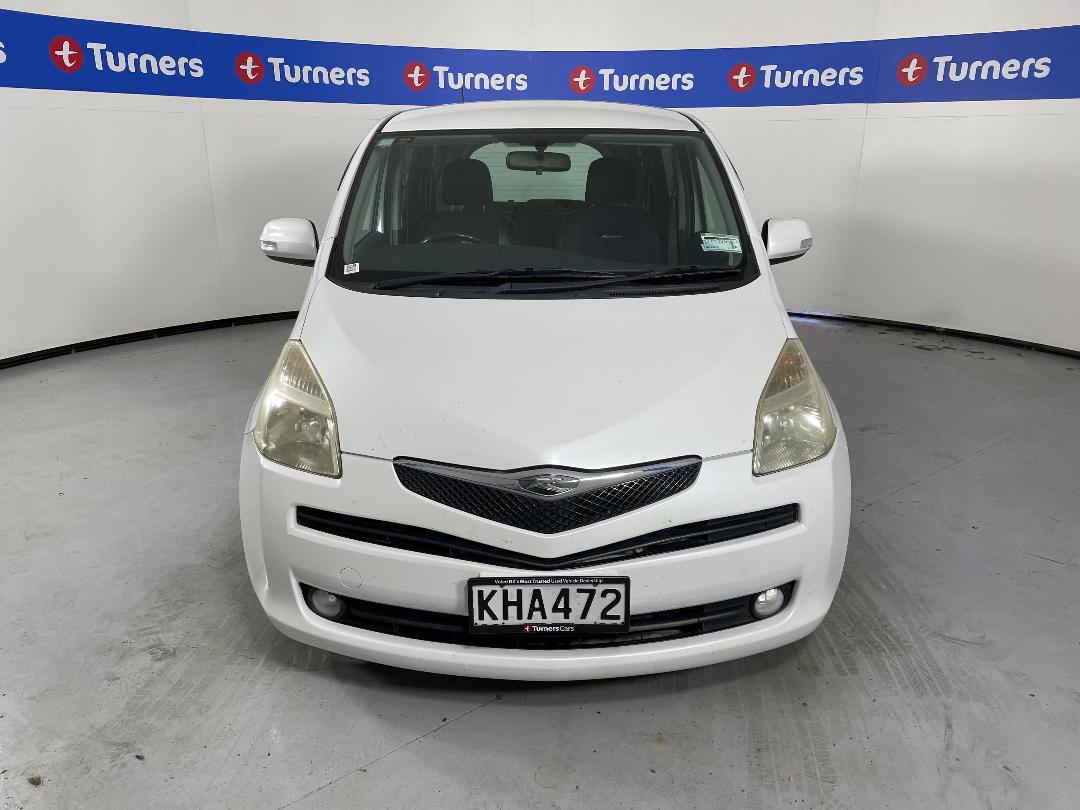 Photo '2' of Toyota Ractis