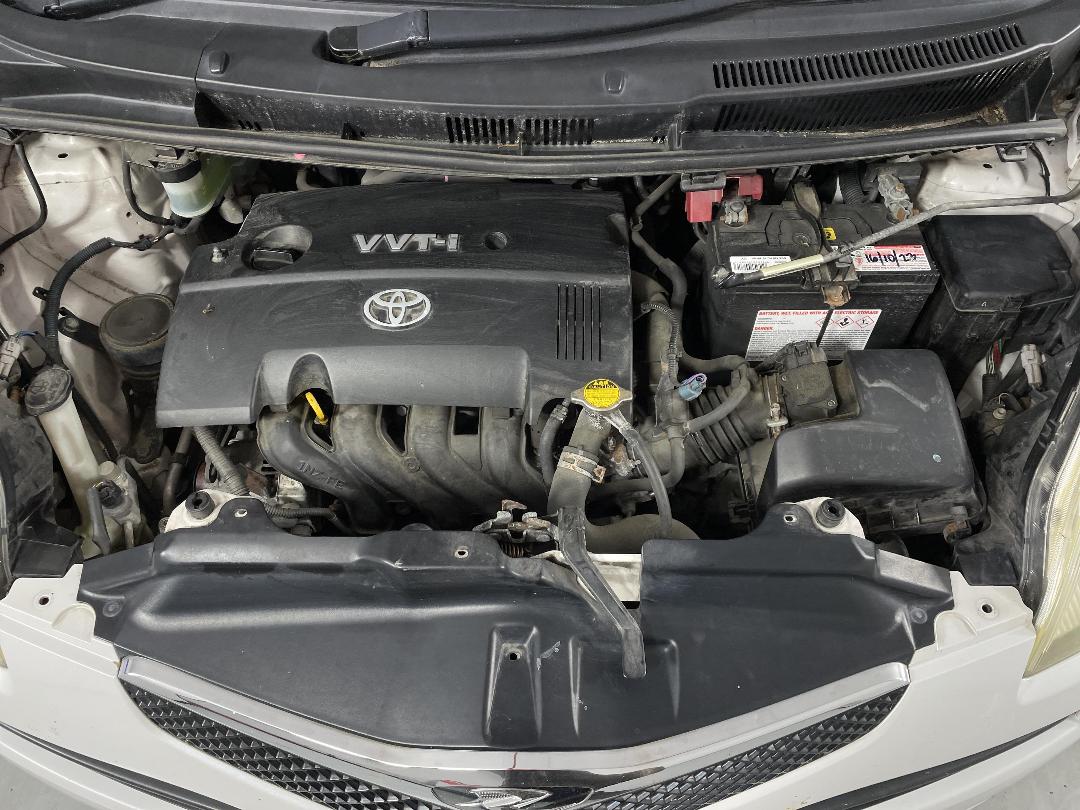 Photo '13' of Toyota Ractis