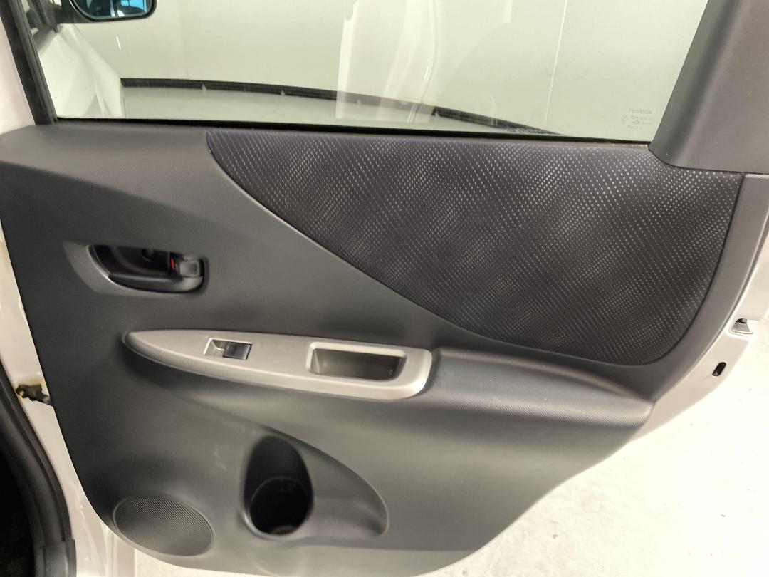 Photo '19' of Toyota Ractis