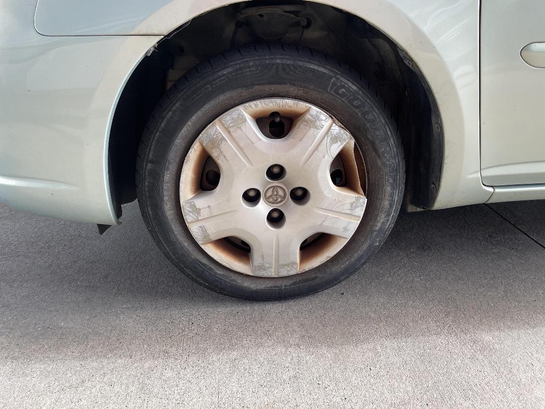 Photo '5' of Toyota Raum