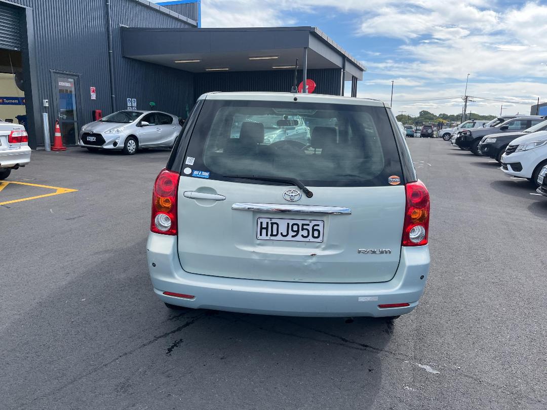 Photo '5' of Toyota Raum