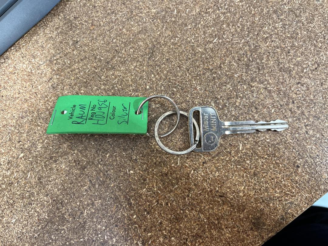 Photo '21' of Toyota Raum