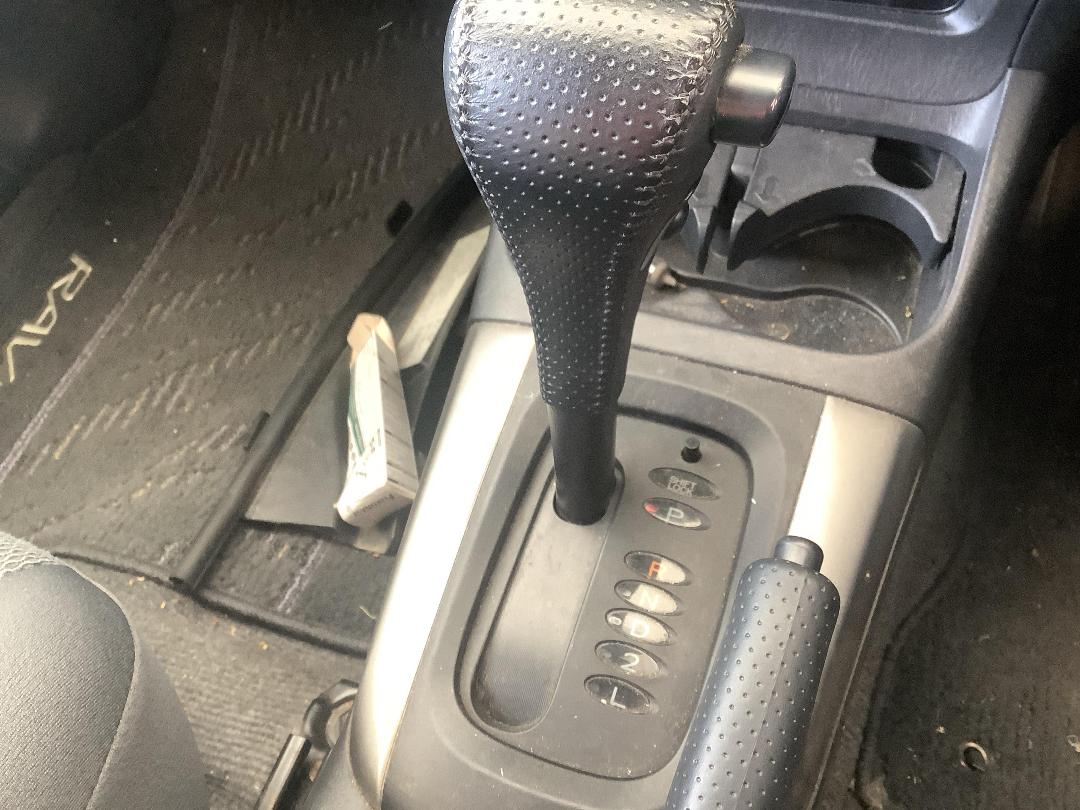 Photo '14' of Toyota Rav4