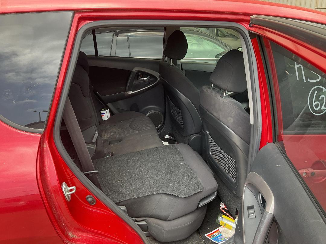 Photo '10' of Toyota Rav4 Photo '10' of Toyota Rav4