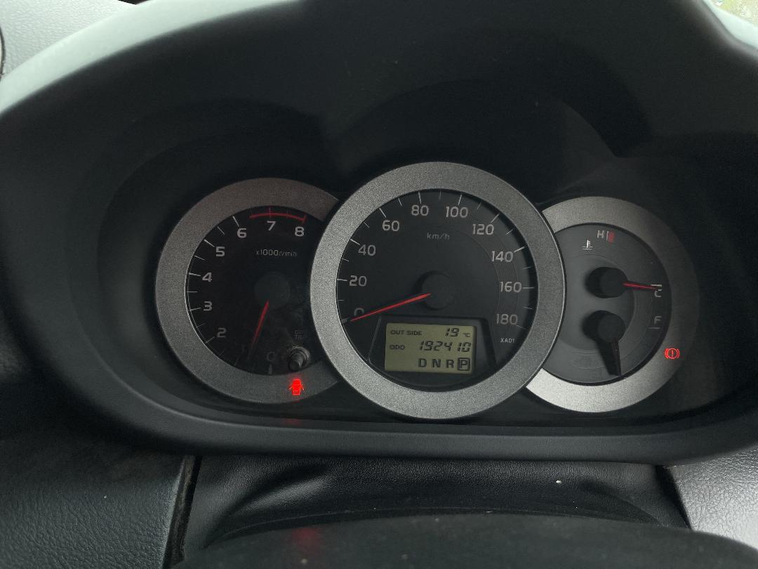 Photo '12' of Toyota Rav4