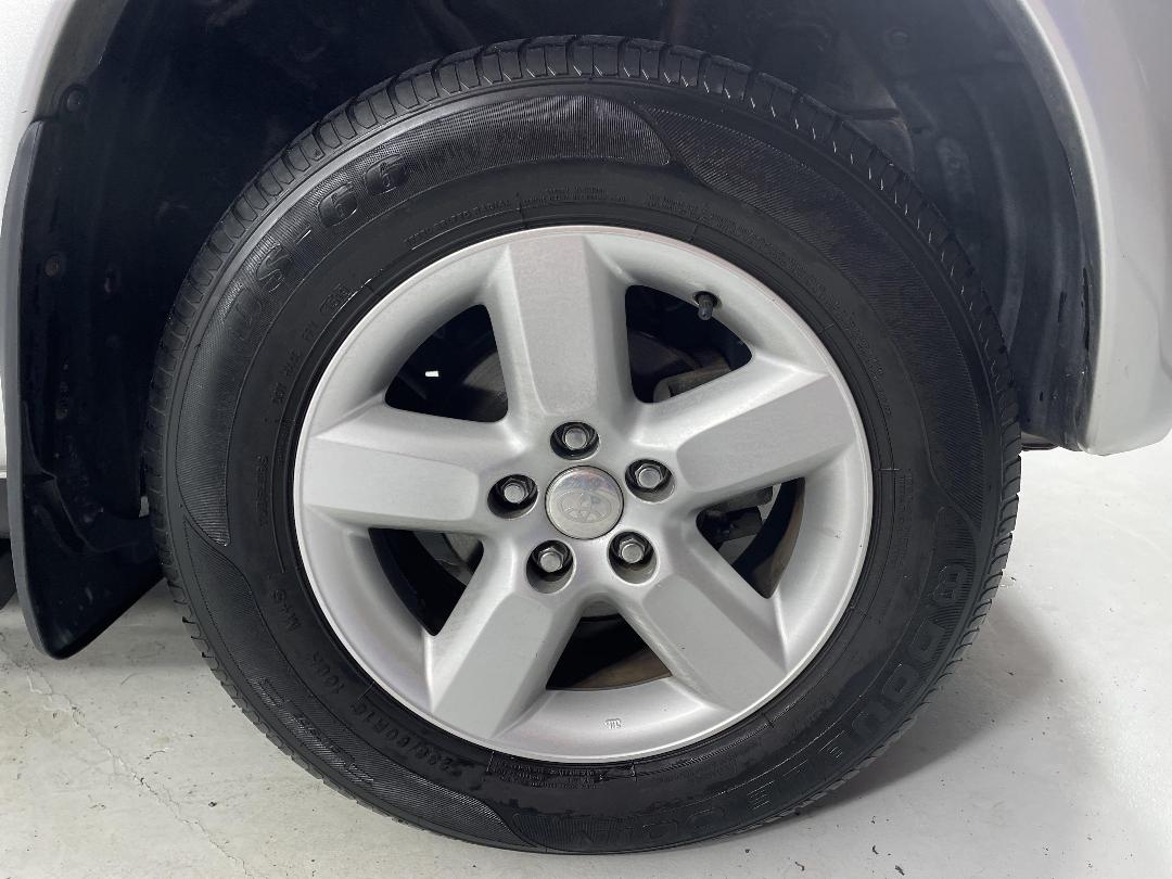 Photo '9' of Toyota Rav4