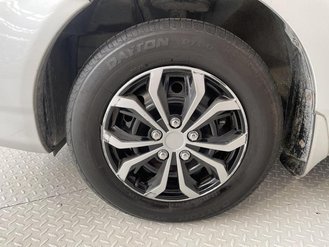 Photo '10' of Toyota Runx