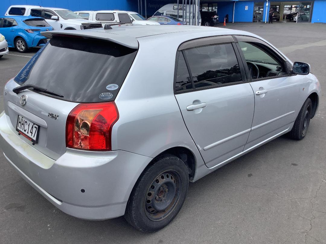 Photo '4' of Toyota Runx X