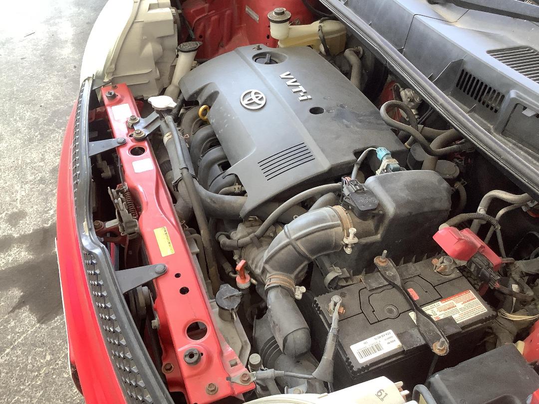 Photo '17' of Toyota Sienta Photo '17' of Toyota Sienta