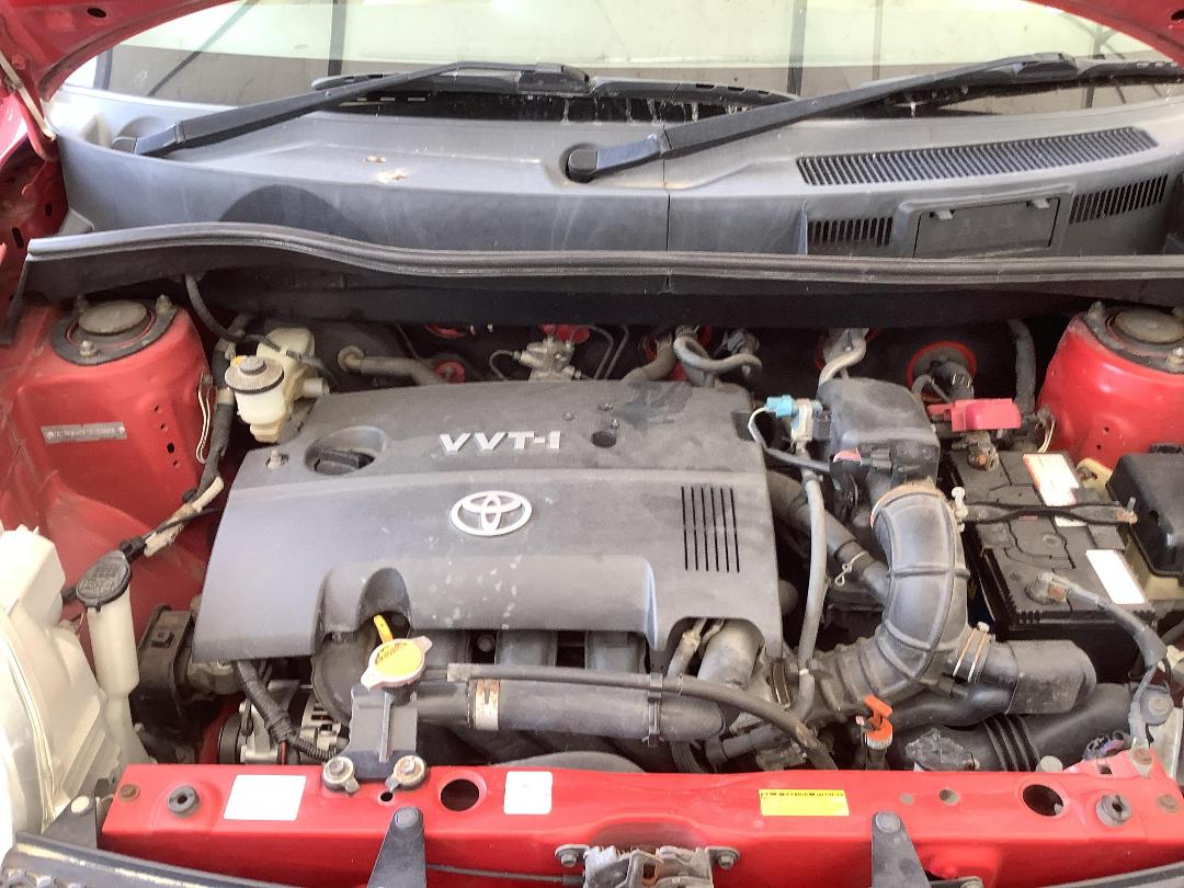 Photo '16' of Toyota Sienta Photo '16' of Toyota Sienta