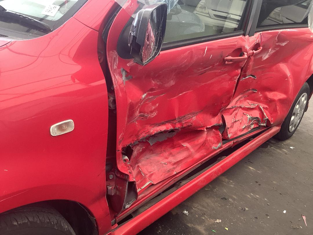 Photo '2' of Toyota Sienta Photo '2' of Toyota Sienta