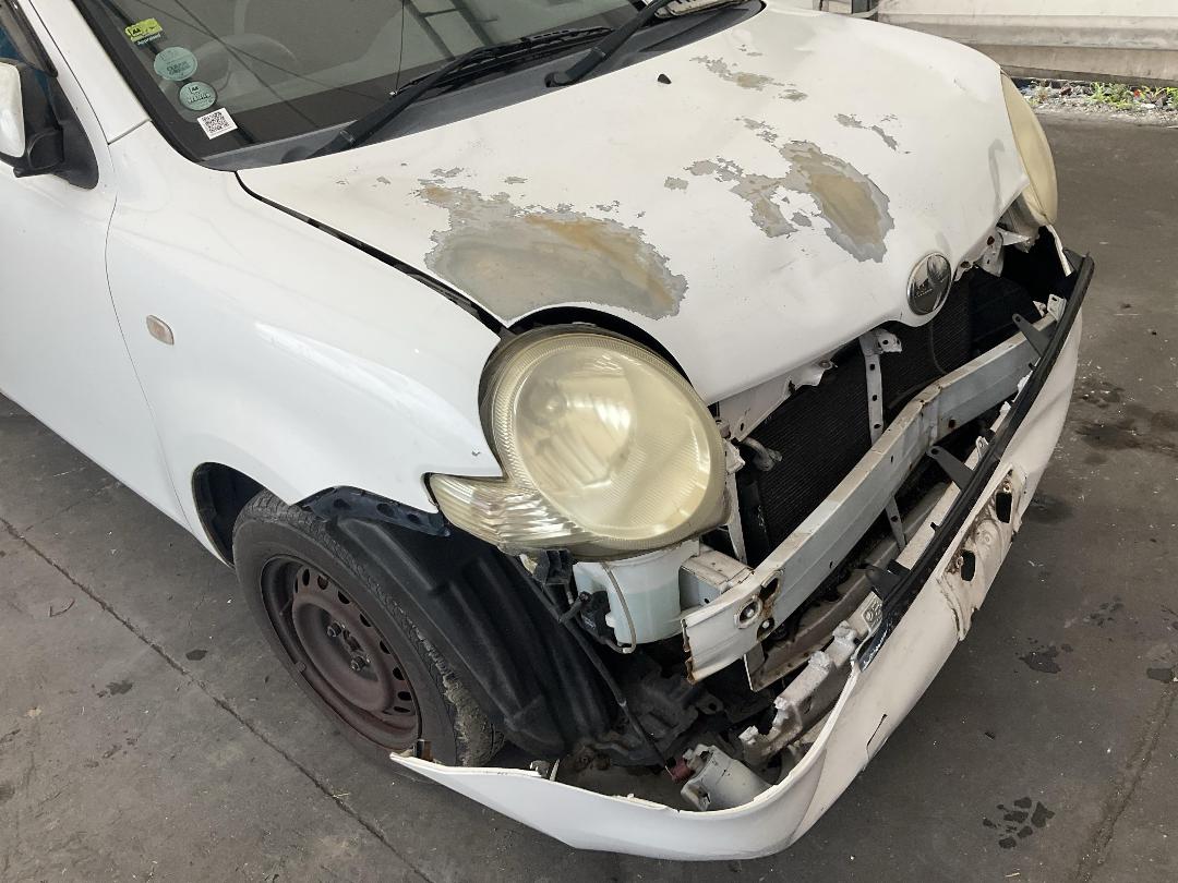 Photo '3' of Toyota Sienta Photo '3' of Toyota Sienta