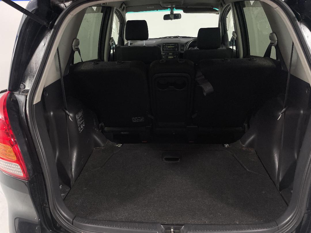 Photo '14' of Toyota Spacio