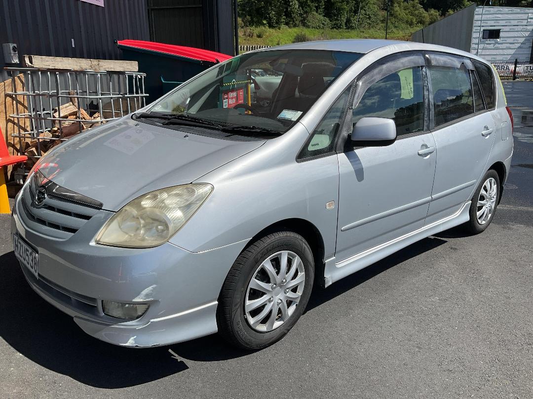 Photo '2' of Toyota Spacio Photo '2' of Toyota Spacio