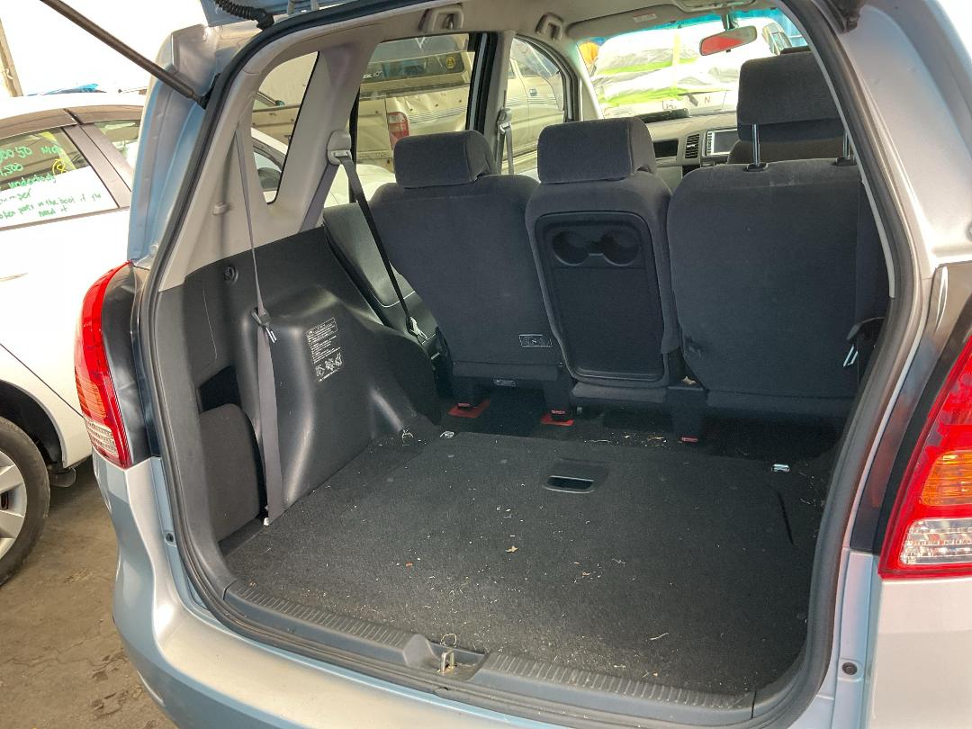 Photo '13' of Toyota Spacio X G-Edition Photo '13' of Toyota Spacio X G-Edition