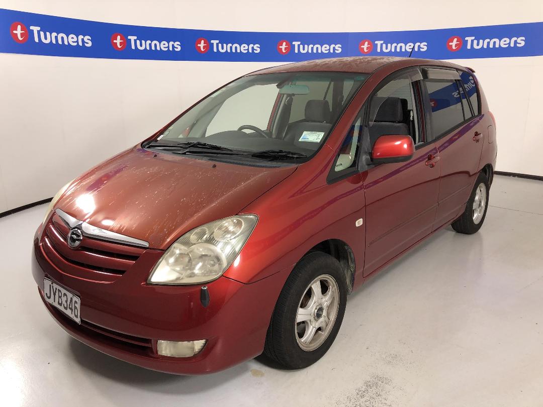 Photo '4' of Toyota Spacio