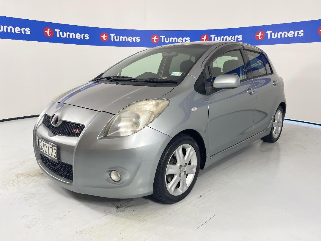 Photo '4' of Toyota Vitz Photo '4' of Toyota Vitz