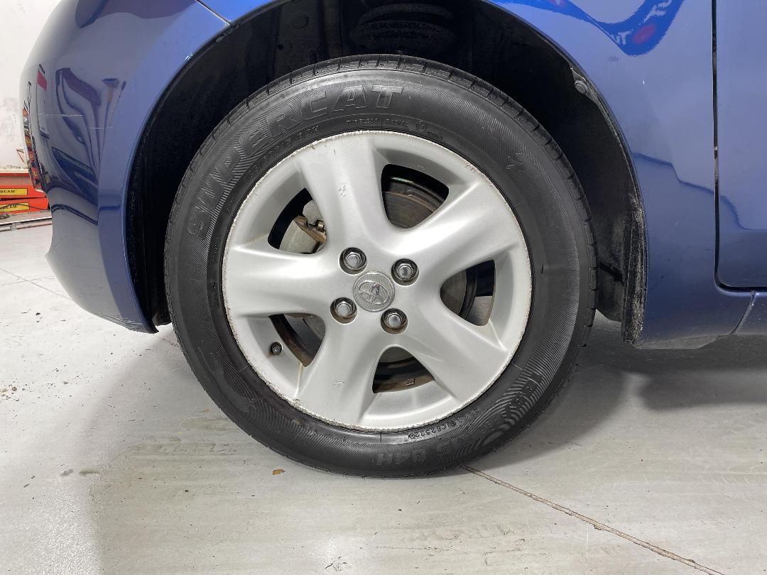 Photo '10' of Toyota Vitz