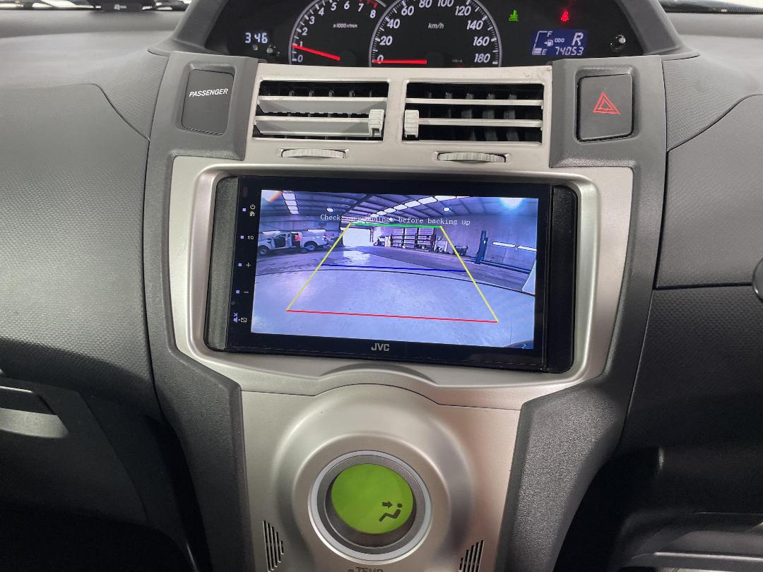 Photo '26' of Toyota Vitz