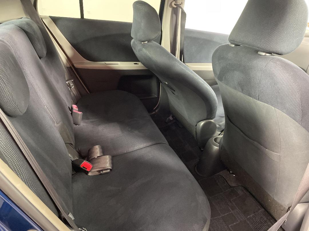 Photo '20' of Toyota Vitz