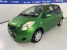Thumbnail '4' of Toyota Vitz