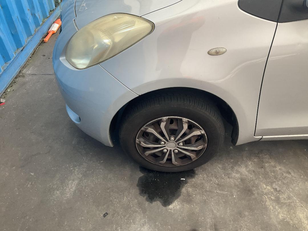 Photo '5' of Toyota Vitz Photo '5' of Toyota Vitz