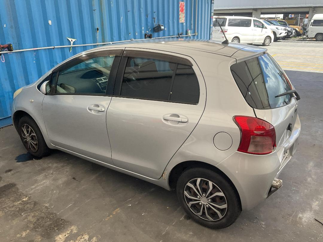 Photo '7' of Toyota Vitz Photo '7' of Toyota Vitz