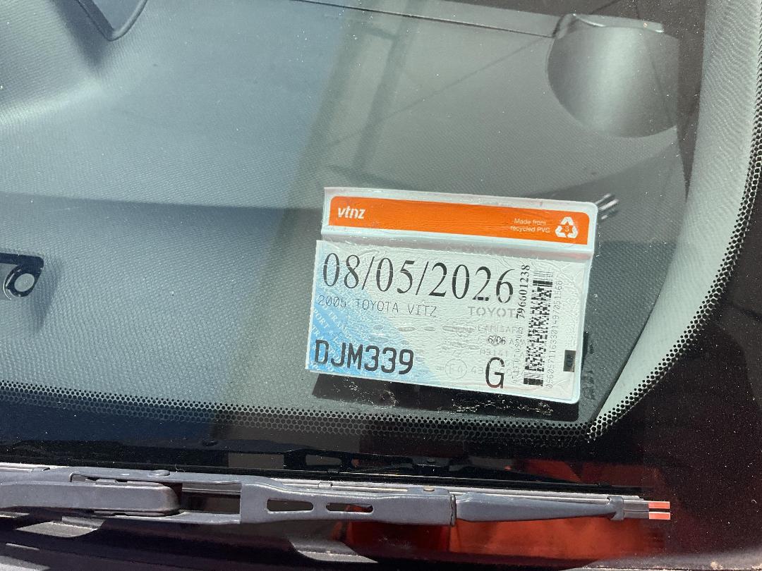 Photo '13' of Toyota Vitz Photo '13' of Toyota Vitz