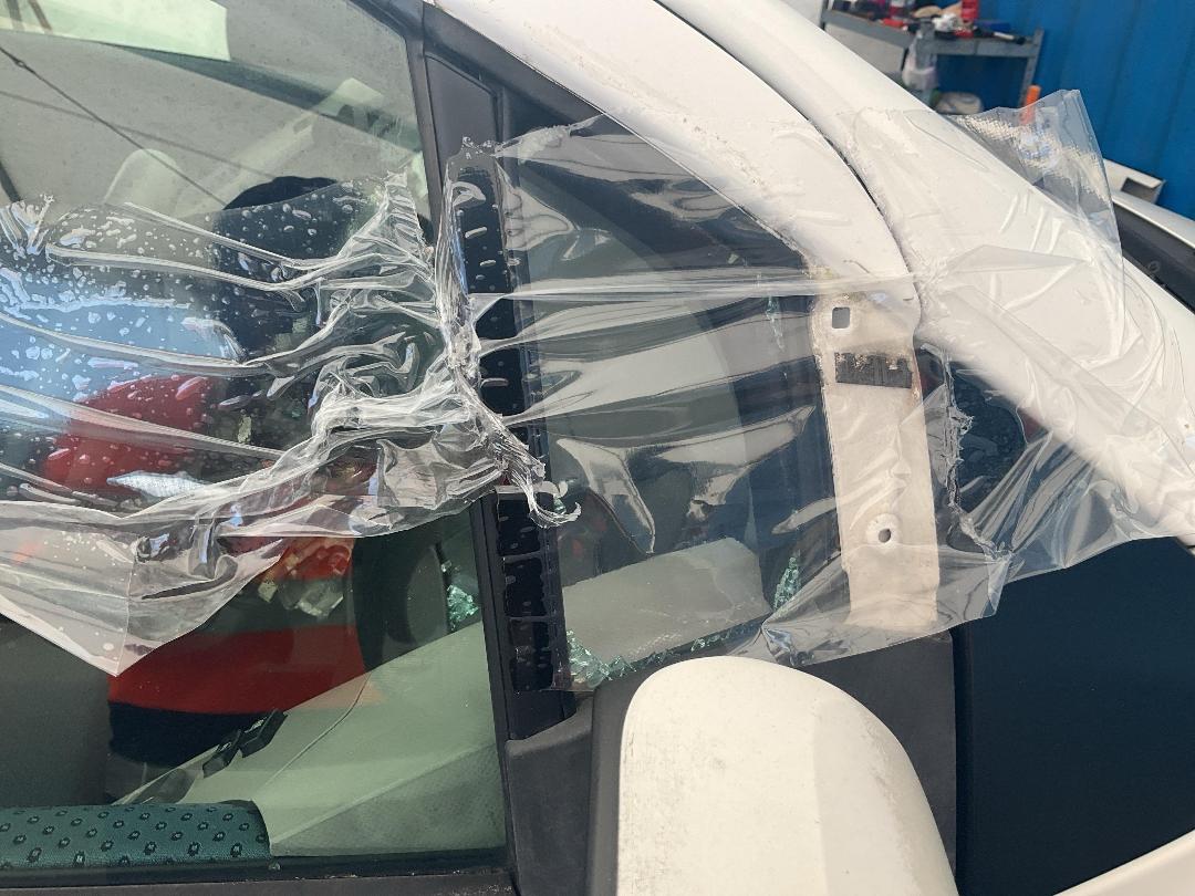 Photo '22' of Toyota Vitz Photo '22' of Toyota Vitz