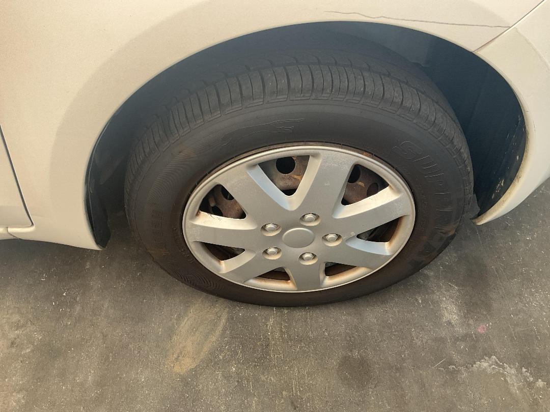 Photo '25' of Toyota Vitz Photo '25' of Toyota Vitz