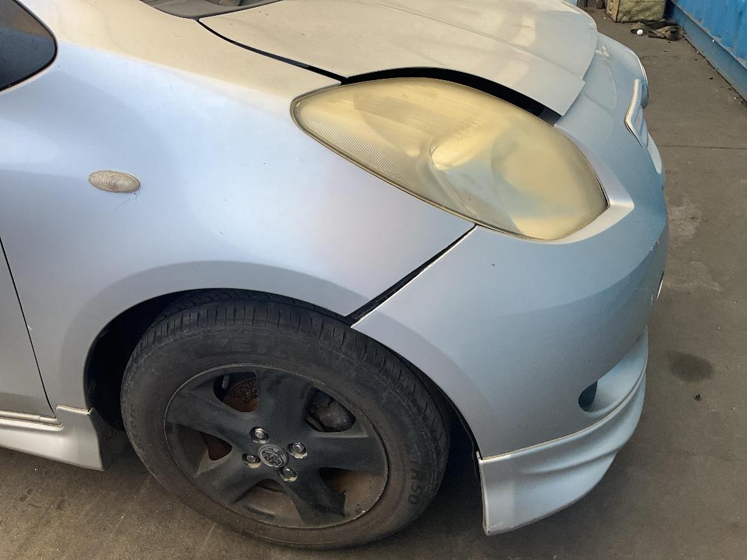 Photo '24' of Toyota Vitz Photo '24' of Toyota Vitz