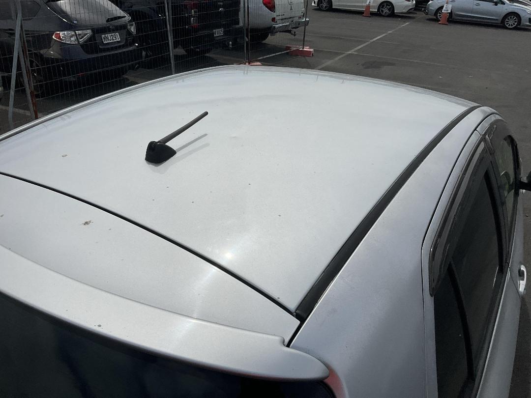 Photo '10' of Toyota Vitz