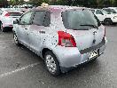 Thumbnail '3' of Toyota Vitz