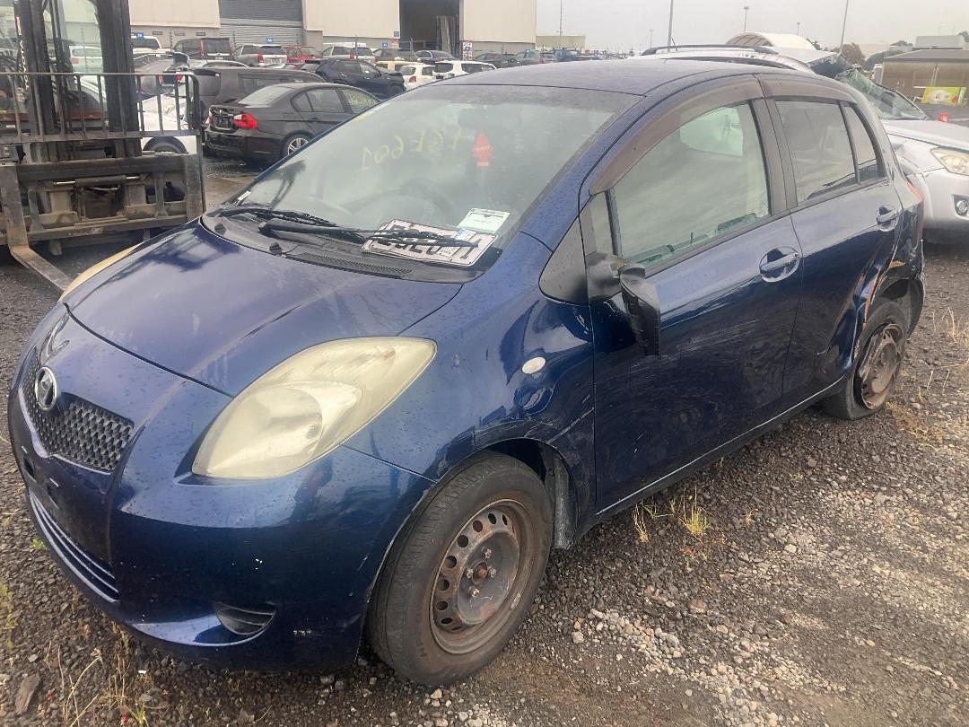 Photo '3' of Toyota Vitz