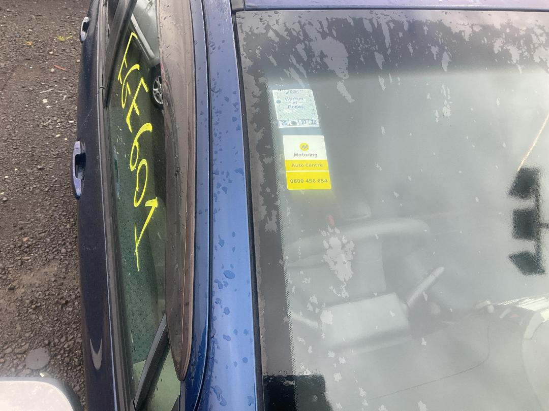 Photo '13' of Toyota Vitz