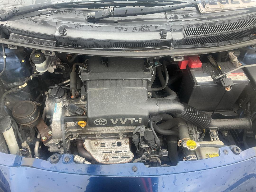 Photo '15' of Toyota Vitz