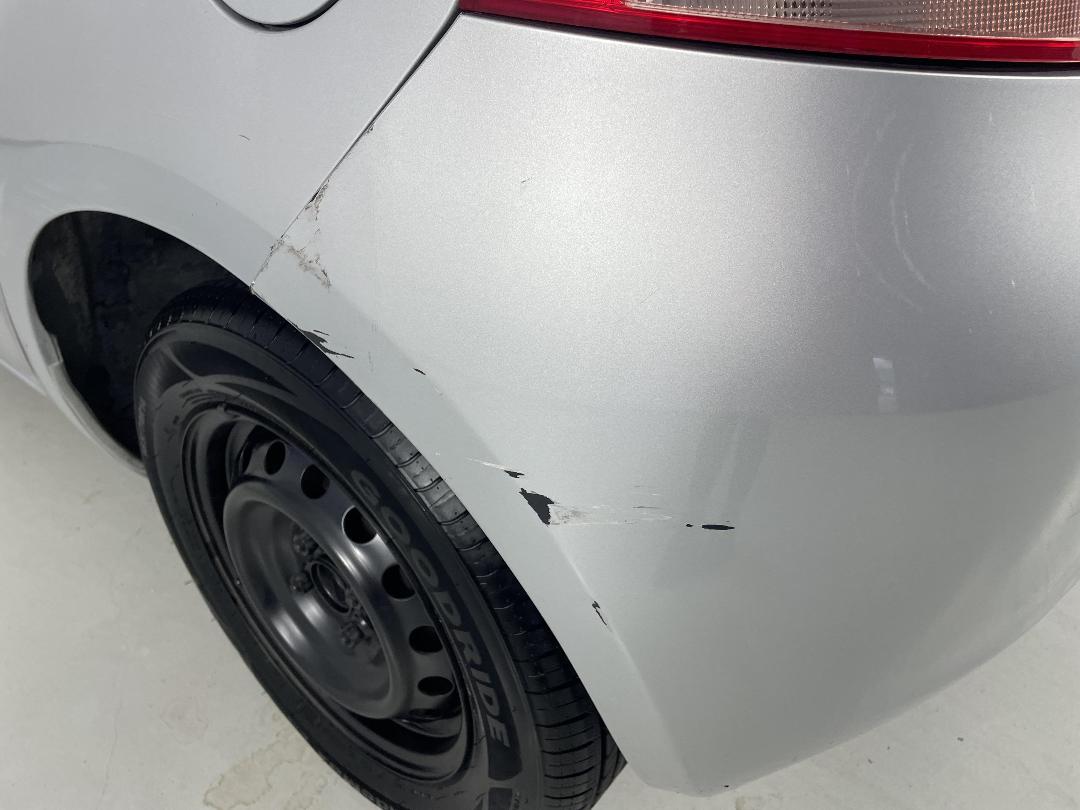 Photo '28' of Toyota Vitz